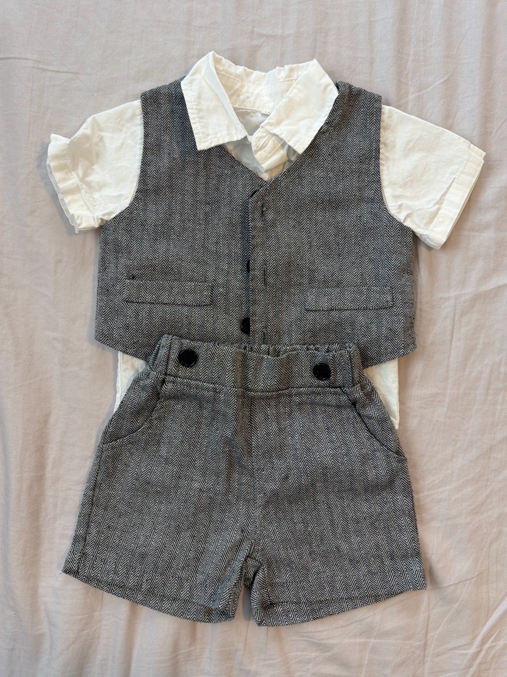 Amazon Toddler Boys Gray Herringbone Vest & Shorts Set with White Shirt